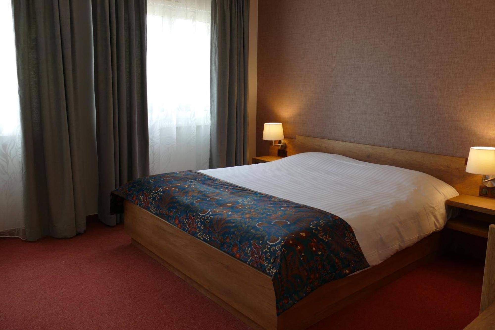 Au Relais De L'Ill Hotel Sermersheim Buitenkant foto